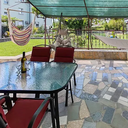 Holiday home Awesome In Kastel Gomilica With Kitchen